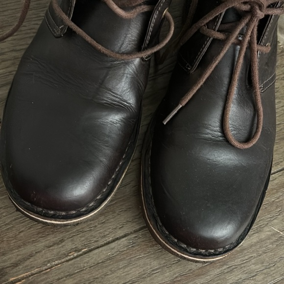 Mens leather Ugg boots - Picture 11 of 11